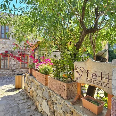 Otel Feli Eski Adult Only *