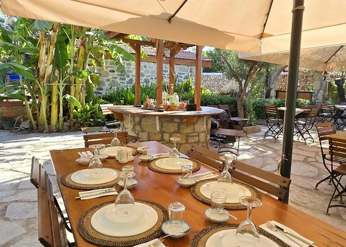 Otel Feli Eski Adult Only