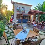 Feli Eski Adult Only Otel *