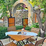 Feli Eski Adult Only Otel