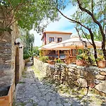Feli Eski Adult Only Otel *