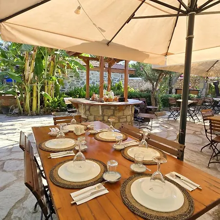 Otel Feli Eski Adult Only